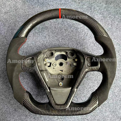 Volante Sportivo in Fibra di Carbonio Personalizzato per Ford Fiesta MK7/MK7.5 ST180 (2009-2017) – Stile Racing su Misura